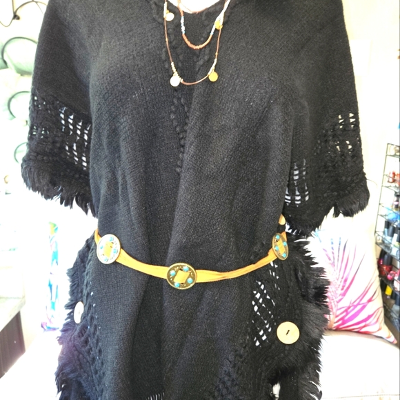 New! Beach Cover up Pullover Shawl - Picture 4 of 8